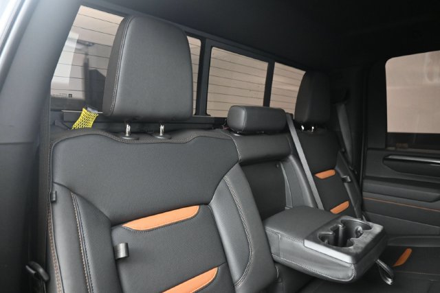 Used 2025 GMC Sierra 2500 AT4 AWD/4WD image 56