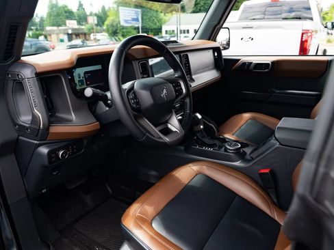 Used 2024 Ford Bronco Outer Banks AWD/4WD image 20