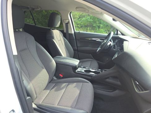Used 2022 Buick Envision Preferred FWD image 18