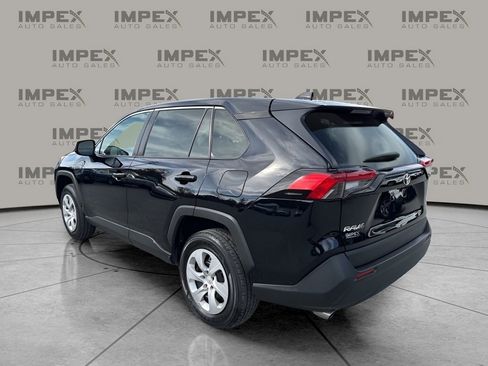 Used 2024 Toyota RAV4 LE image 3