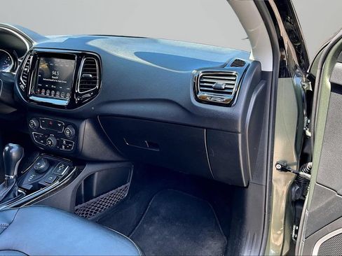Used 2019 Jeep Compass Limited AWD/4WD image 26