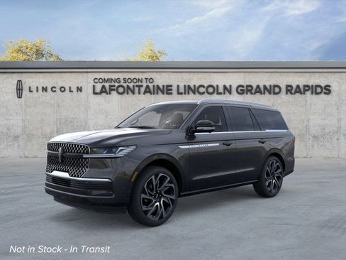 New 2026 Lincoln Navigator Reserve AWD/4WD image 1