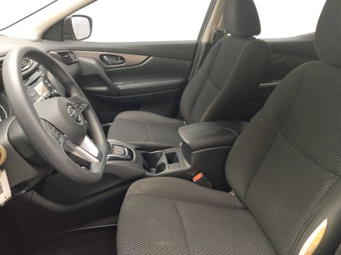 Used 2018 Nissan Rogue Sport S w/ S Appearance Package image 17