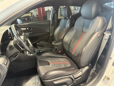 Used 2021 Hyundai Veloster Turbo image 12