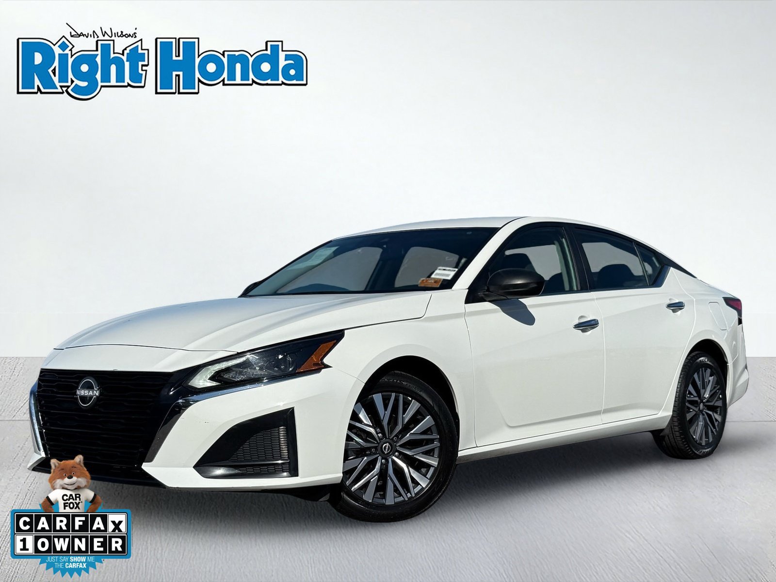Used 2025 Nissan Altima 2.5 SV AWD/4WD image 1