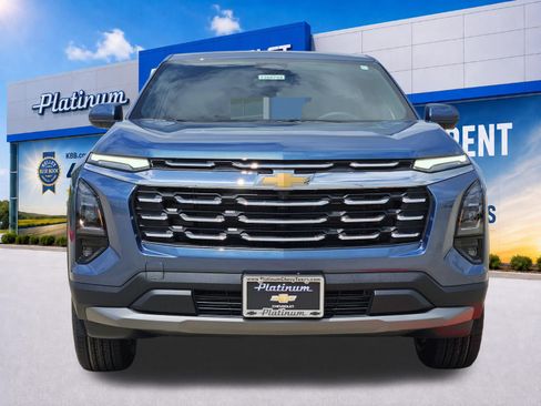 New 2026 Chevrolet Equinox LT w/ Safety and Technology Package FWD image 6