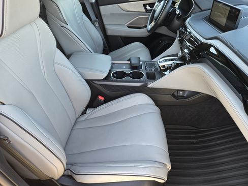 Certified 2023 Acura MDX SH-AWD w/ Advance Package image 21