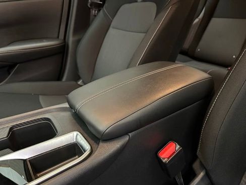 New 2025 Nissan Sentra SV FWD image 30