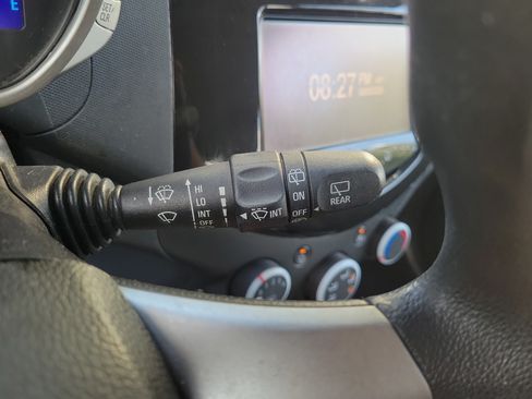 Used 2014 Chevrolet Spark LT FWD image 22