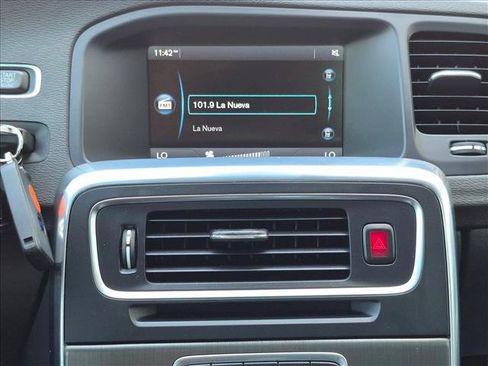 Used 2014 Volvo S60 T5 FWD image 13