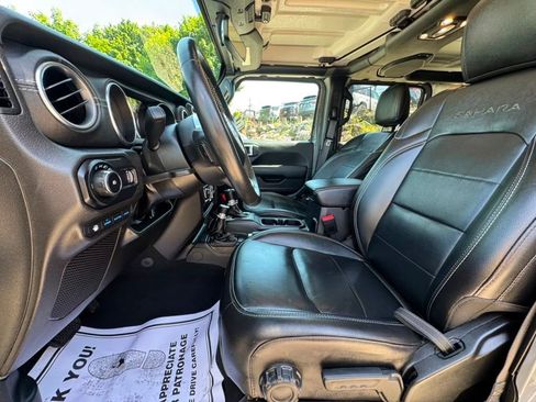 Used 2023 Jeep Wrangler Unlimited Sahara w/ Cold Weather Group AWD/4WD image 14