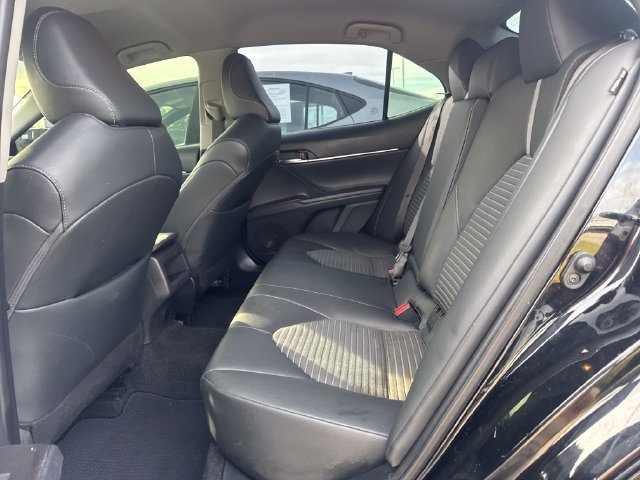 Used 2023 Toyota Camry SE FWD image 10