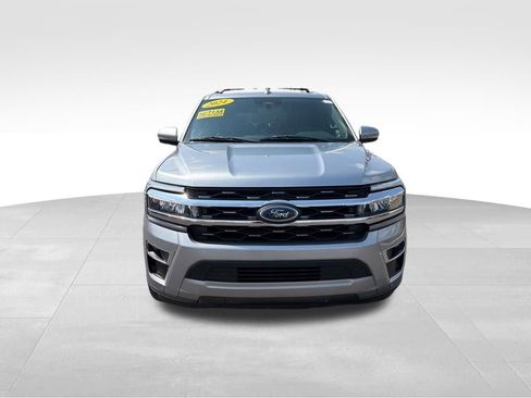 Used 2024 Ford Expedition Limited AWD/4WD image 3