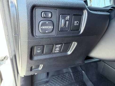 Used 2021 Toyota 4Runner TRD Off-Road Premium AWD/4WD image 11