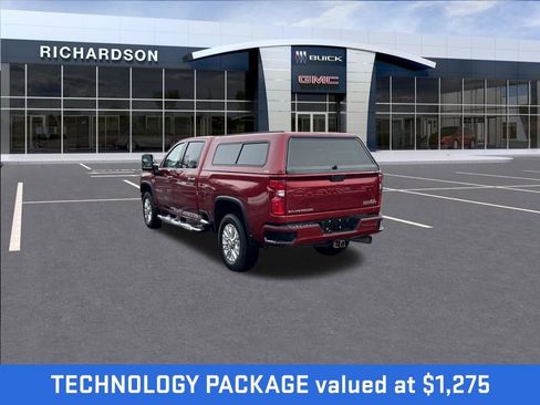 Used 2021 Chevrolet Silverado 2500 High Country w/ Technology Package AWD/4WD image 3