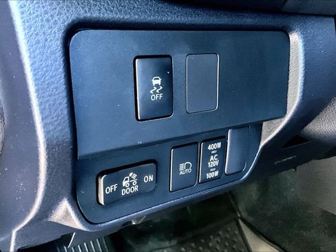 Certified 2023 Toyota Tacoma TRD Sport w/ Technology Package AWD/4WD image 32
