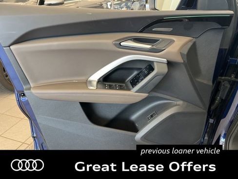 Used 2025 Audi Q5 Premium w/ Premium Plus AWD/4WD image 11