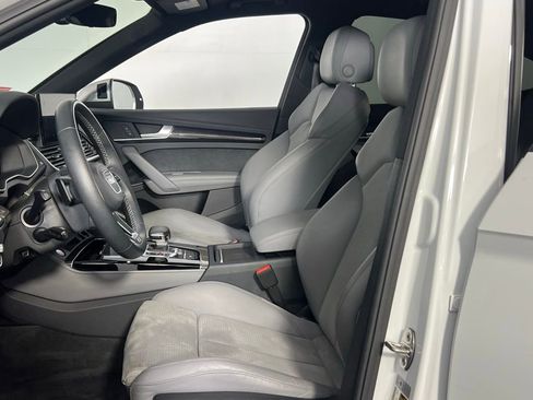 Used 2023 Audi SQ5 Prestige w/ Prestige Package image 22
