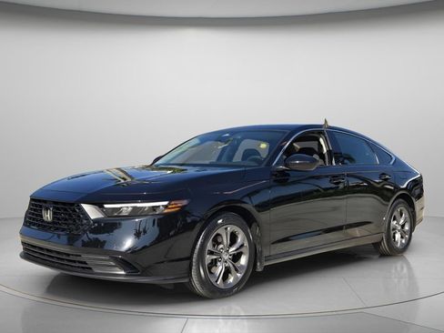 Certified 2024 Honda Accord EX image 8