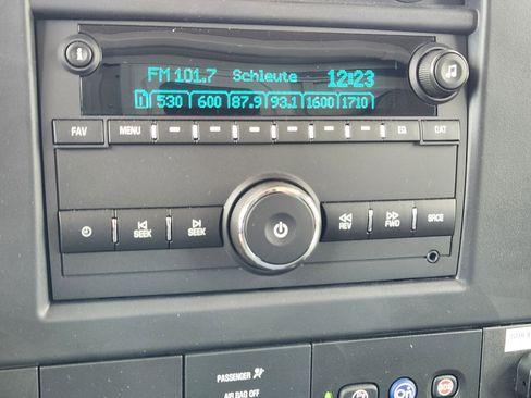 New 2025 Chevrolet Express 3500 w/ Power Convenience Package image 13