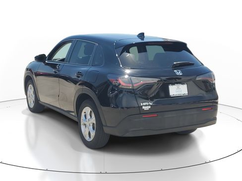 Used 2023 Honda HR-V LX image 4