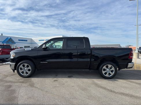 Used 2021 RAM 1500 Big Horn image 6