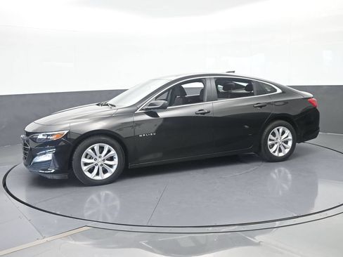 Used 2024 Chevrolet Malibu LT FWD image 2