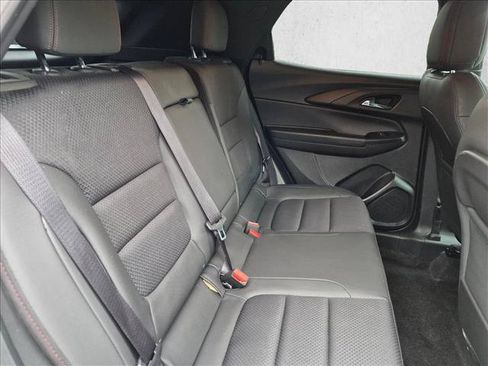 Used 2023 Chevrolet TrailBlazer RS w/ Convenience Package FWD image 18