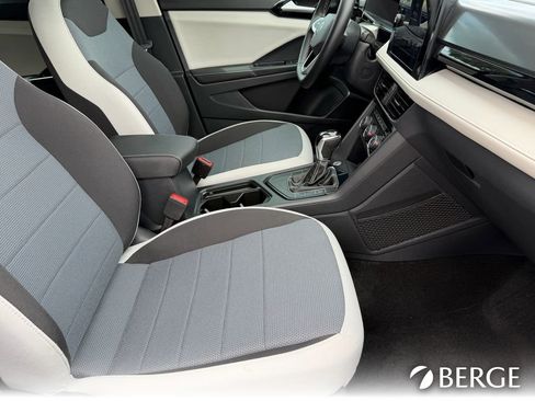Used 2025 Volkswagen Taos S FWD image 13
