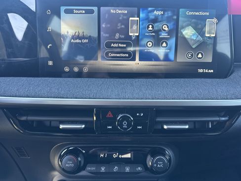 New 2026 Nissan Kicks SV image 28