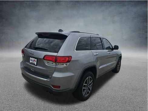Used 2020 Jeep Grand Cherokee Limited w/ Luxury Group II RWD image 9