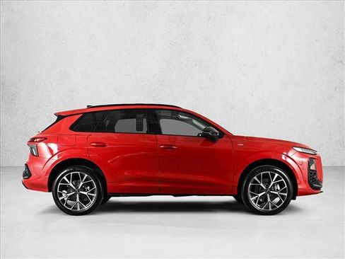 New 2026 Audi Q3 quattro 2.0T AWD/4WD image 4