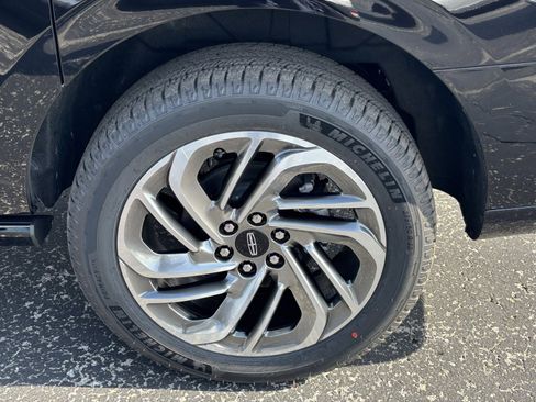 New 2025 Lincoln Navigator L Reserve image 13