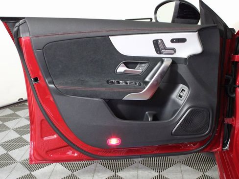Certified 2025 Mercedes-Benz CLA 250 4MATIC image 10