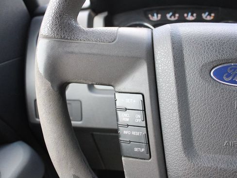 Used 2011 Ford F150 XLT AWD/4WD image 11