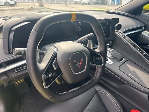 Used 2021 Chevrolet Corvette Stingray Preferred Cpe w/ Engine Appearance Package image 13