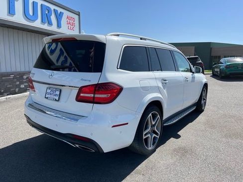 Used 2017 Mercedes-Benz GLS 550 4MATIC image 11