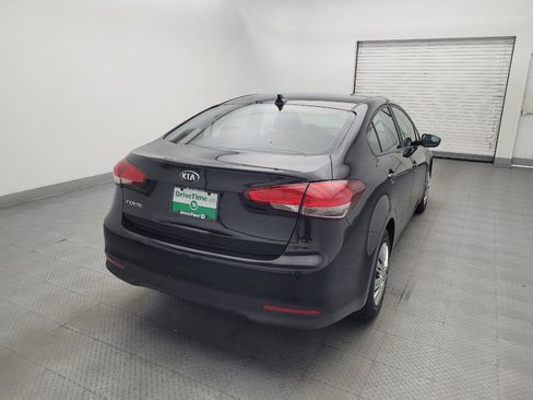 Used 2017 Kia Forte LX FWD image 7
