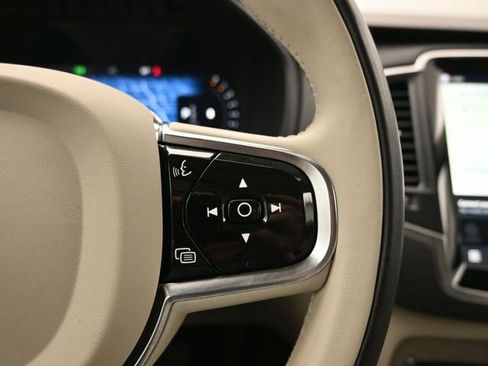 Used 2023 Volvo XC90 B6 Core w/ Protection Package Premier AWD/4WD image 24