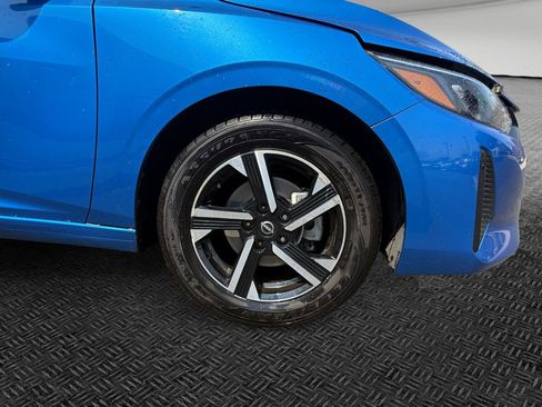 Used 2024 Nissan Sentra SV image 11