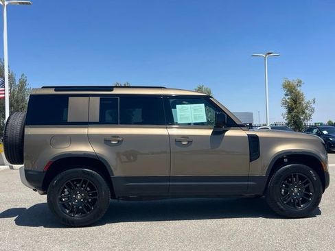 Used 2025 Land Rover Defender 110 S AWD/4WD image 6