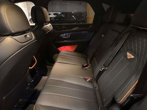 Used 2025 Bentley Bentayga S Black Edition image 20