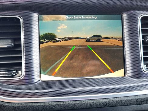 Used 2017 Dodge Charger SXT w/ Rallye Group image 7