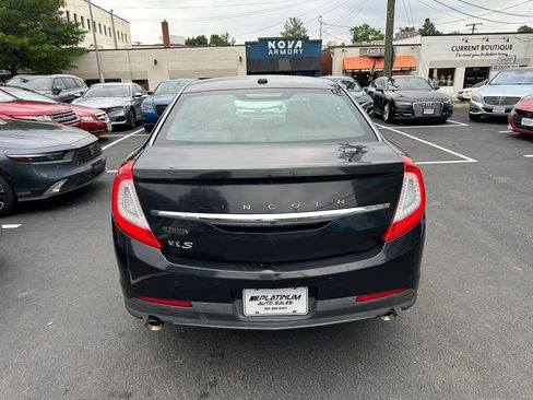 Used 2015 Lincoln MKS FWD image 8