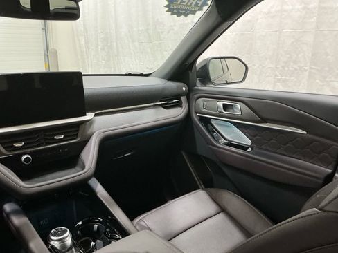 New 2026 Ford Explorer Platinum w/ LUX Leather Package AWD/4WD image 21