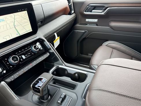 New 2026 GMC Sierra 1500 Denali w/ Denali Reserve Package AWD/4WD image 25