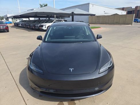 Used 2024 Tesla Model 3 Long Range RWD image 9