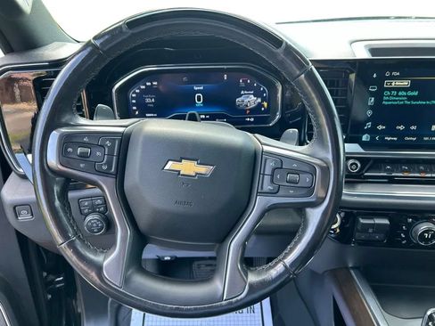 Used 2024 Chevrolet Silverado 1500 High Country AWD/4WD image 16