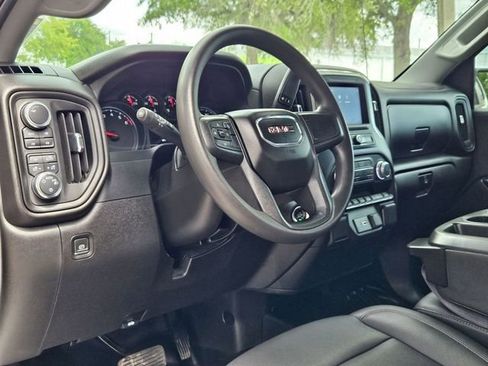 Used 2022 GMC Sierra 1500 Pro w/ Pro Value Package AWD/4WD image 10