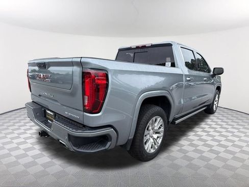 Used 2023 GMC Sierra 1500 Denali w/ Denali Carbonpro Edition AWD/4WD image 5